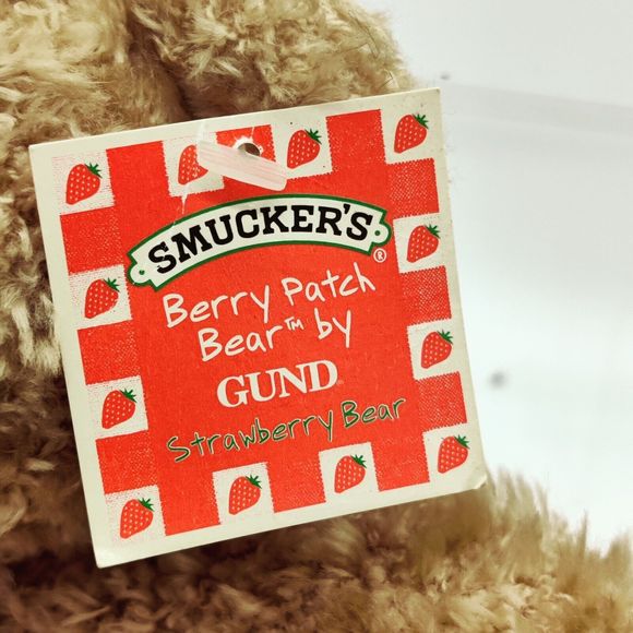 GUND Smuckers Strawberry Bear Berry Patch Bear 9" Plush - Picture 4 of 8